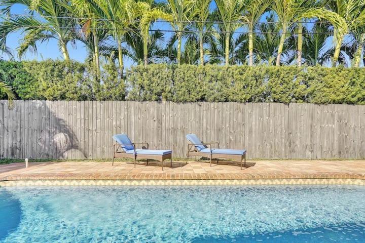Beautiful 4 Bedrooms/Pool/Walk To Beach Deerfield Beach Dış mekan fotoğraf