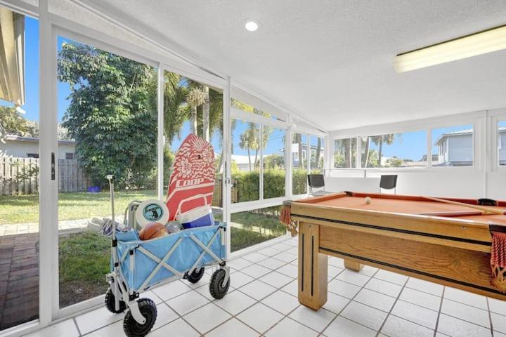 Beautiful 4 Bedrooms/Pool/Walk To Beach Deerfield Beach Dış mekan fotoğraf
