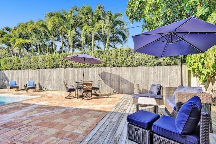 Beautiful 4 Bedrooms/Pool/Walk To Beach Deerfield Beach Dış mekan fotoğraf